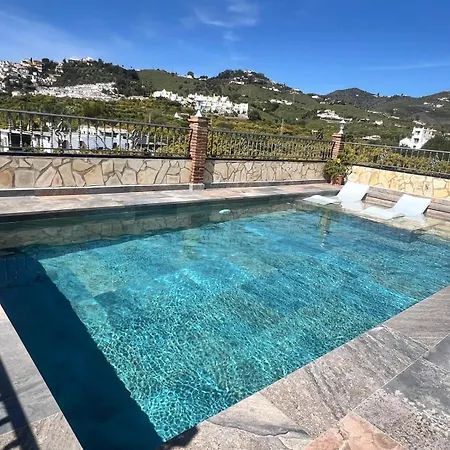 Triana Landhuis Nerja